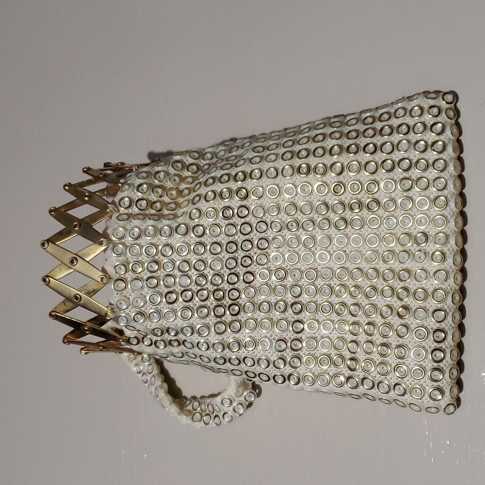 Gold and white bucket bag - 471
